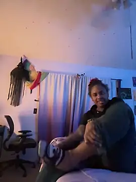 LoveInTransition online show from 02/03/25, 02:25