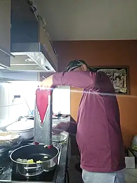 xxJANI2xx online show from 12/10/24, 02:39