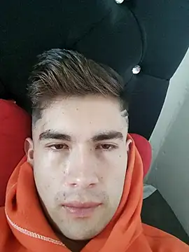 samael1107 online show from 10/10/25, 02:40