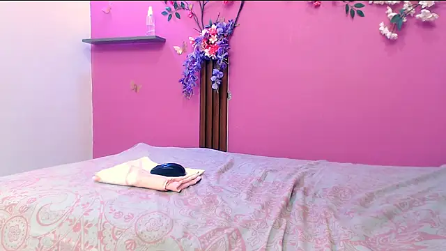 analdeepalejandra18 online show from 09/29/25, 07:19