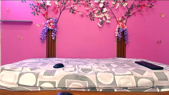 analdeepalejandra18 online show from 11/28/25, 07:14