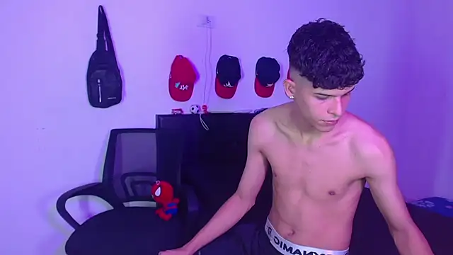 LiamGadiell online show from 02/24/25, 04:16