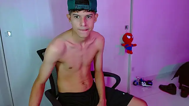 LiamGadiell online show from 03/03/25, 01:07