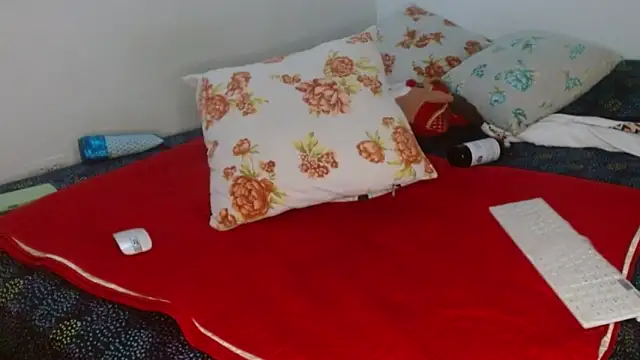 Vanessa Aniston online show from 09/11/25, 05:46
