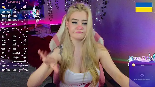 RedVelveten online show from 01/15/26, 08:51