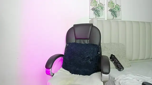 Kala Alia online show from 09/19/25, 01:42