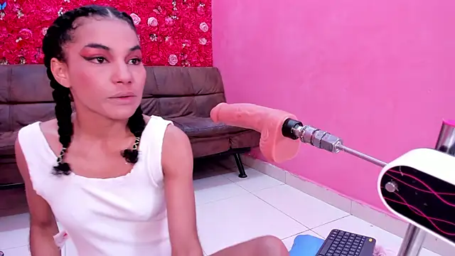 AnnemiekNicole online show from 10/25/25, 07:47