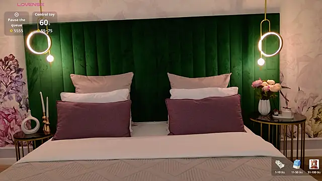 milaleoneli online show from 06/11/26, 03:09