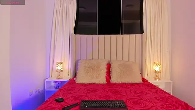 Aliison Smith online show from 02/26/26, 03:39