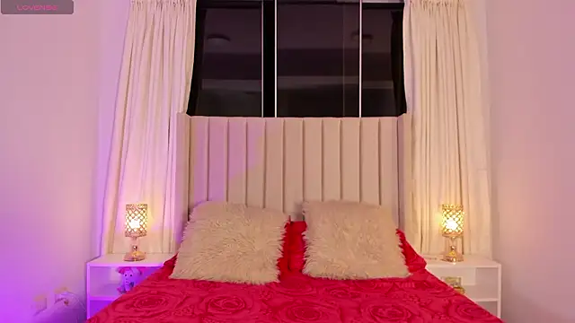 Aliison Smith online show from 03/24/26, 03:50