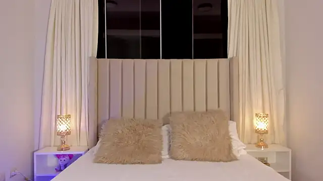 Aliison Smith online show from 04/09/26, 03:30