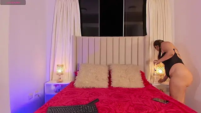 Aliison Smith online show from 03/15/26, 04:08