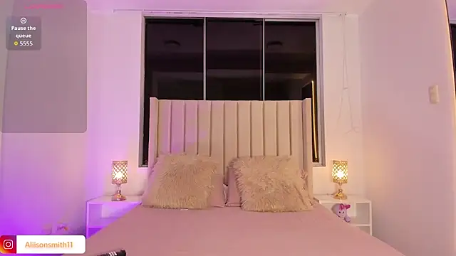 Snapshot of Aliison_Smith chatting on 10/25/25, 03:38 Aliison Smith online show from 10/25/25, 03:38