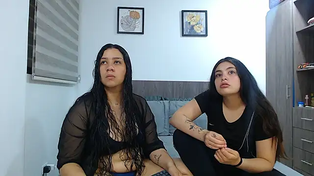 Scarlett Jazmin online show from 03/08/26, 02:04