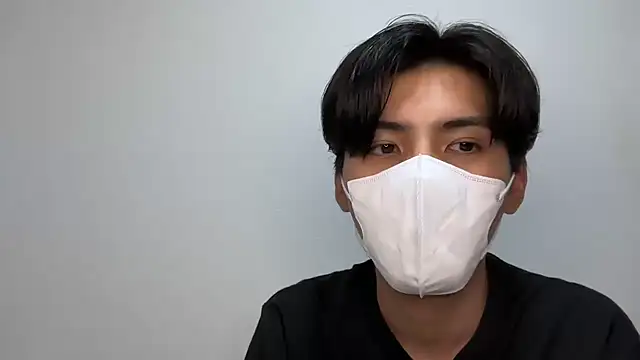 Lio kun online show from 09/26/25, 02:24