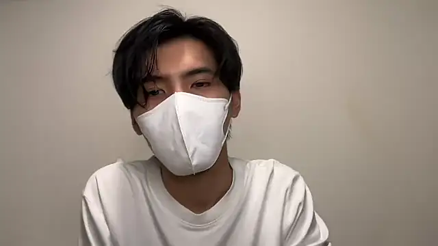 Lio kun online show from 10/27/25, 01:12