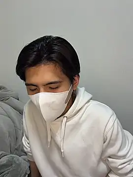 Lio kun online show from 03/24/26, 01:11