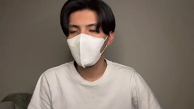 Lio kun online show from 11/23/25, 10:14