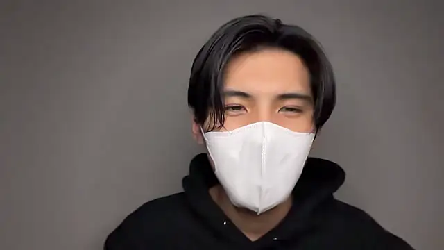 Lio kun online show from 02/17/26, 01:19