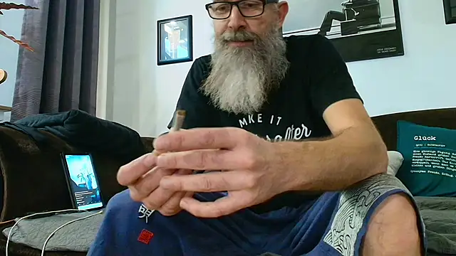 Kingsscepter online show from 10/23/25, 01:32