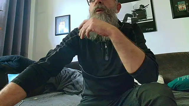 Kingsscepter online show from 10/22/25, 10:58