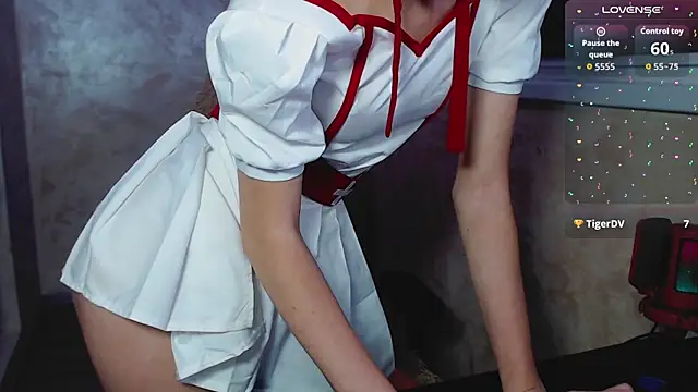 Domiiiniiicana online show from 09/18/25, 04:32