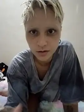 Luci foxx online show from 02/08/26, 09:45