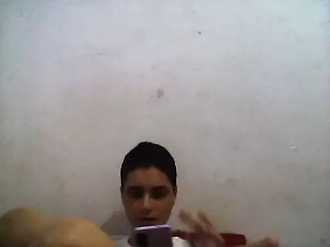Snapshot of Luci_foxx chatting on 01/22/25, 09:32 Luci foxx online show from 01/22/25, 09:32