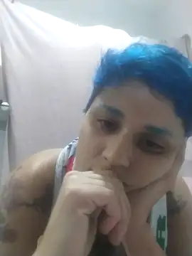 Snapshot of Luci_foxx chatting on 09/15/25, 03:29 Luci foxx online show from 09/15/25, 03:29