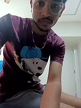 skinnyyyyyyyyy online show from 11/07/25, 04:28