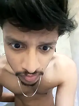 skinnyyyyyyyyy online show from 11/08/25, 04:49