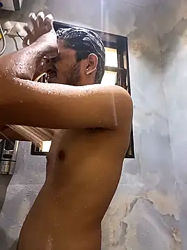 skinnyyyyyyyyy online show from 10/29/25, 05:17