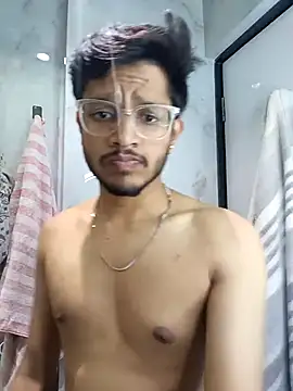 skinnyyyyyyyyy online show from 11/22/25, 04:44