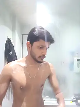 skinnyyyyyyyyy online show from 10/31/25, 04:42