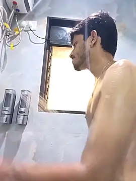 skinnyyyyyyyyy online show from 10/24/25, 04:00