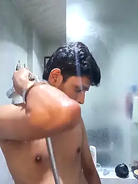 skinnyyyyyyyyy online show from 10/22/25, 04:12