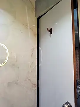 skinnyyyyyyyyy online show from 04/10/26, 04:19