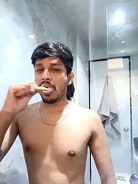 skinnyyyyyyyyy online show from 04/15/26, 04:29