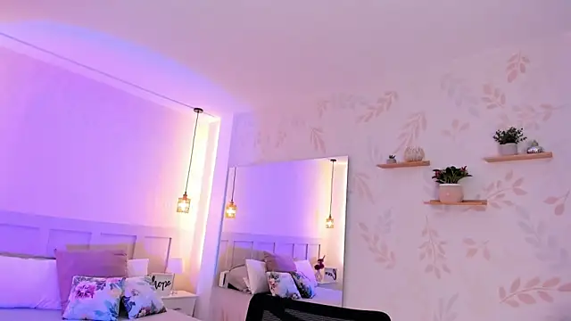 MartinaGuzmann online show from 02/14/26, 01:50