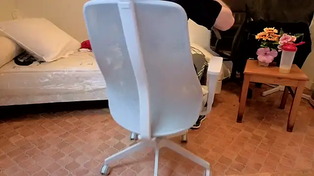 SteveStiffbone online show from 12/22/25, 02:28