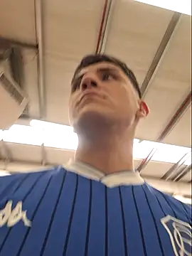 Snapshot of Martinhub-69 chatting on 09/10/25, 07:35 Martinhub-69 online show from 09/10/25, 07:35