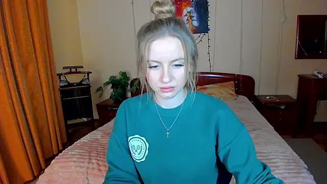 Snapshot of alexa_glory chatting on 02/02/25, 03:28 alexa glory online show from 02/02/25, 03:28