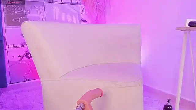 MiaCavallii  online show from 10/24/25, 04:22