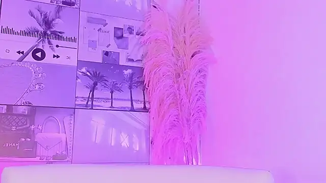 MiaCavallii  online show from 11/02/25, 04:06