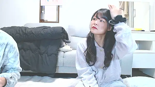 nmnk CH online show from 11/18/25, 10:13