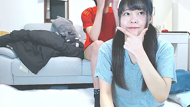 Snapshot of nmnk_CH chatting on 10/04/25, 08:10 nmnk CH online show from 10/04/25, 08:10
