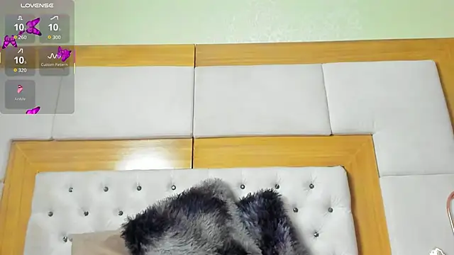 Selenecollins online show from 11/03/25, 03:15