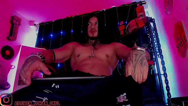 the beast master  online show from 12/15/25, 08:03