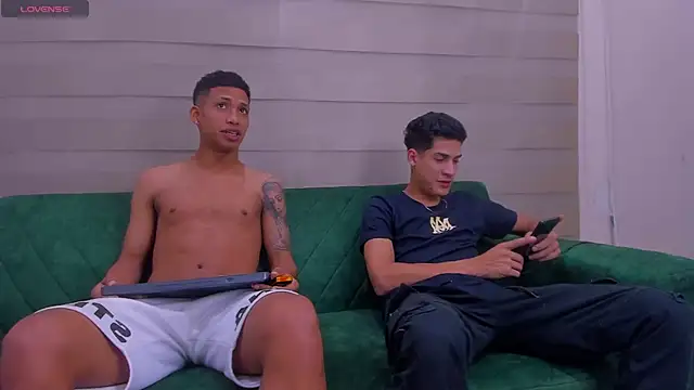 Snapshot of hard_guysbb chatting on 09/24/25, 06:53 hard guysbb online show from 09/24/25, 06:53