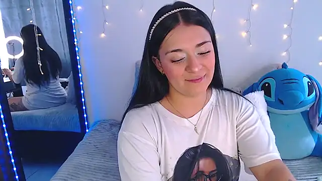 Samanta james19 online show from 04/17/26, 06:11